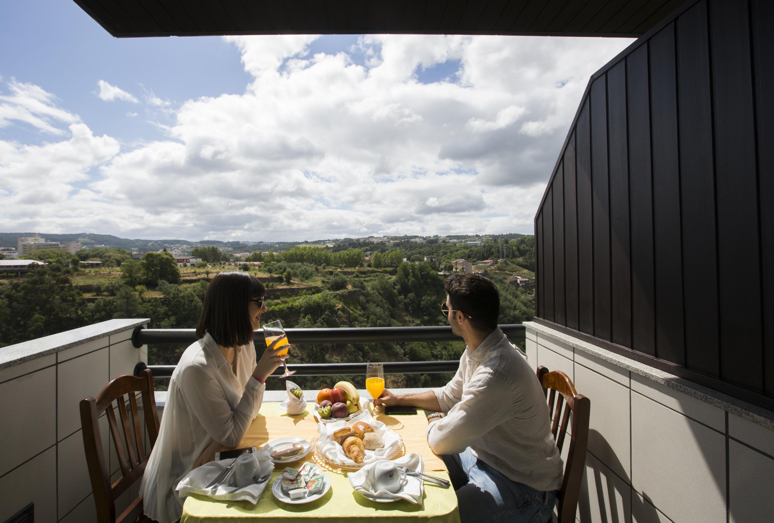 Hotel Miracorgo Vila Real Ngoại thất bức ảnh