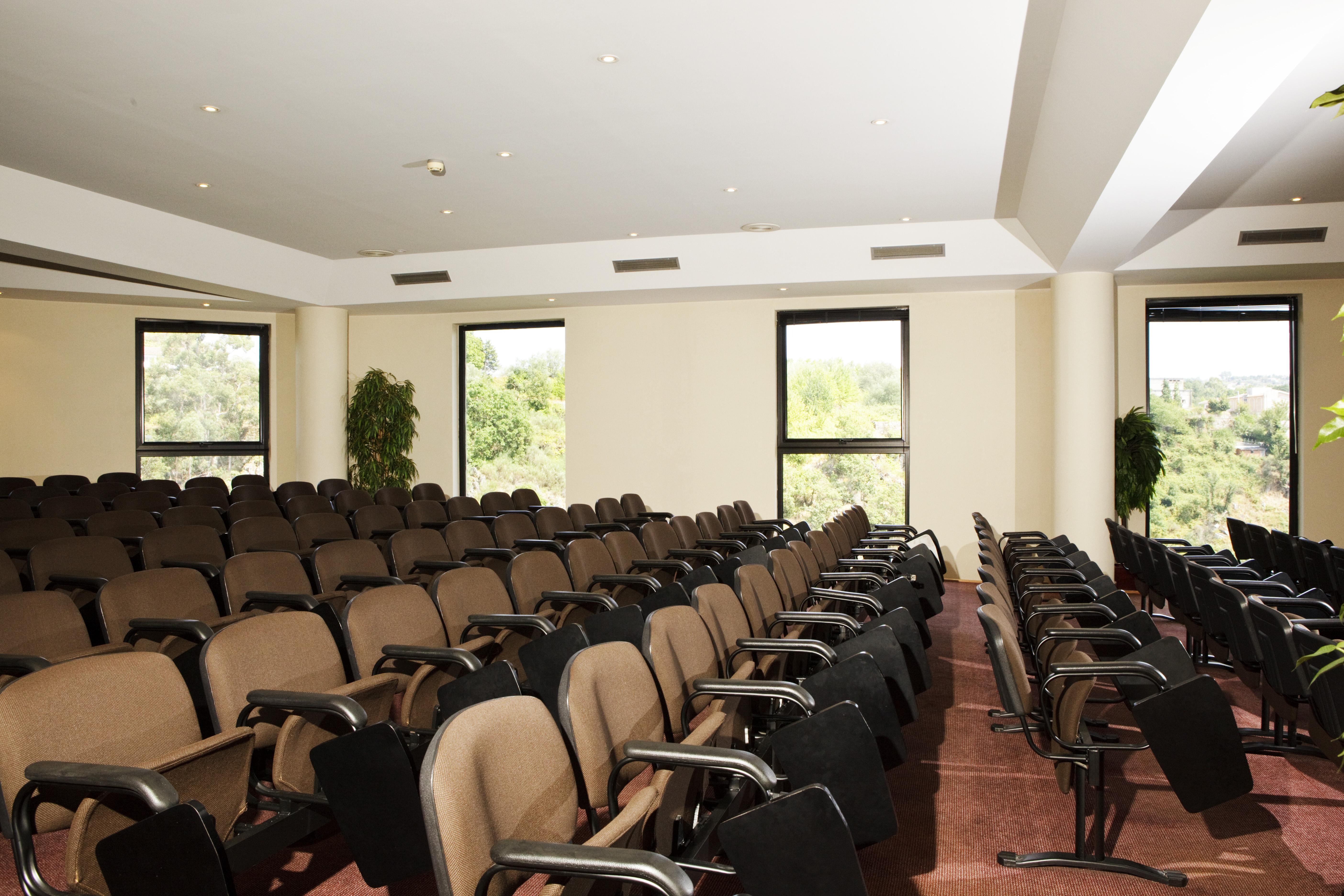 Hotel Miracorgo Vila Real Ngoại thất bức ảnh